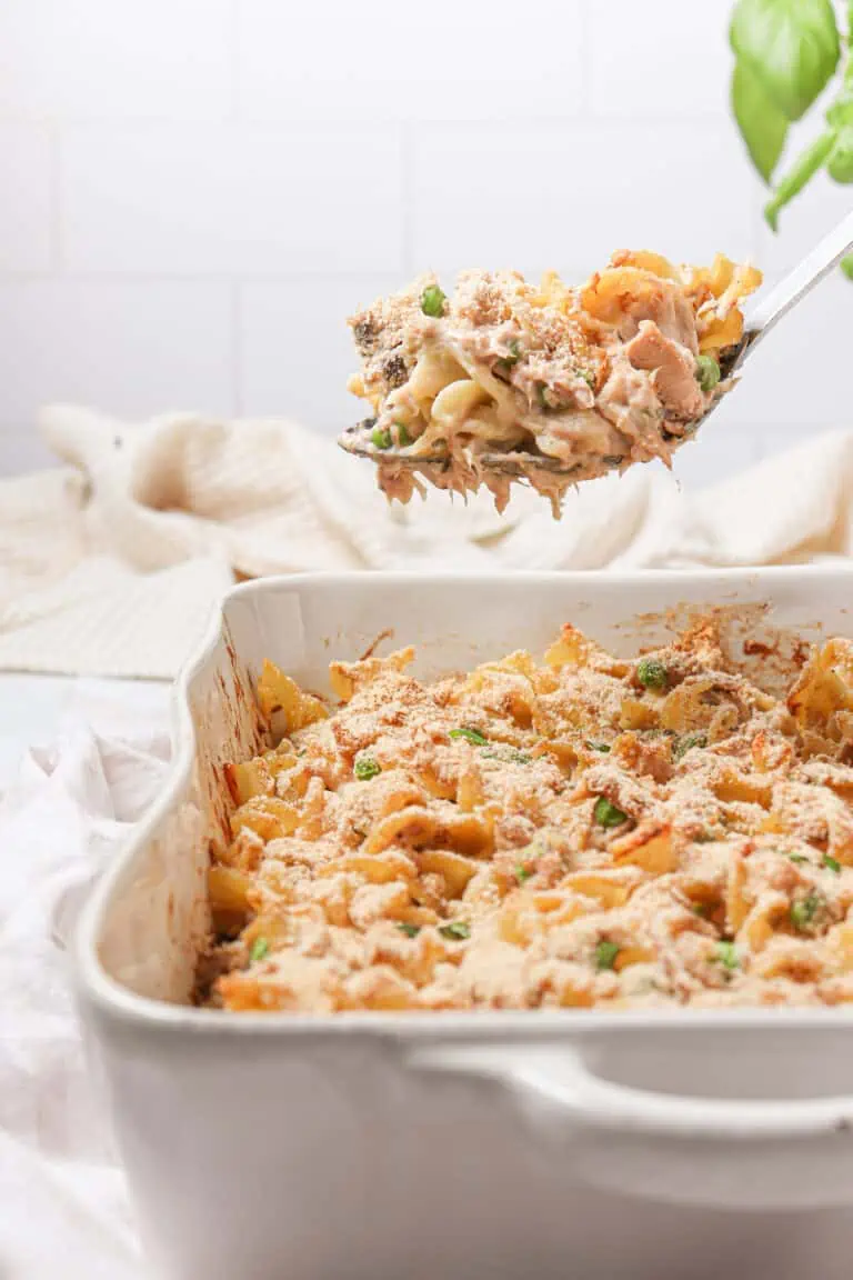 4 Ingredient Tuna Casserole with Egg Noodles