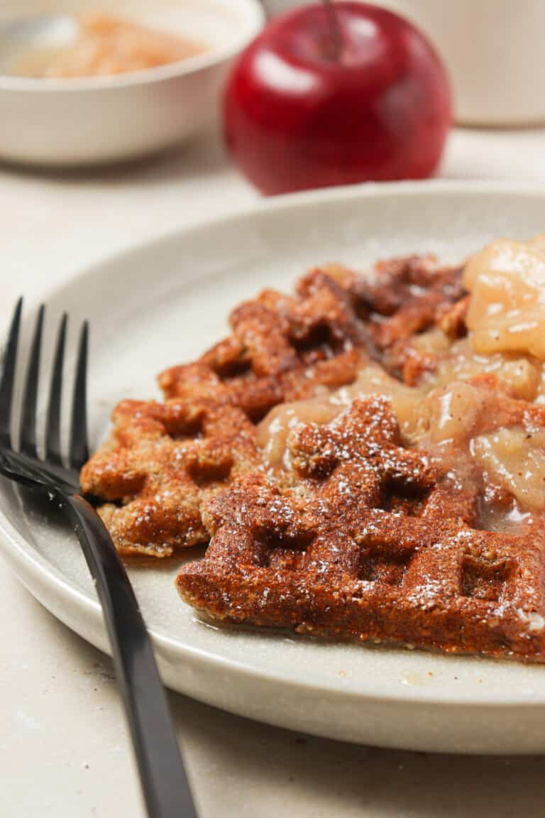 Healthy Apple Cinnamon Waffles (made with oatmeal)